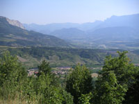 Auffahrt zum Col de Pennes mit Blick zum Vercors-Massiv